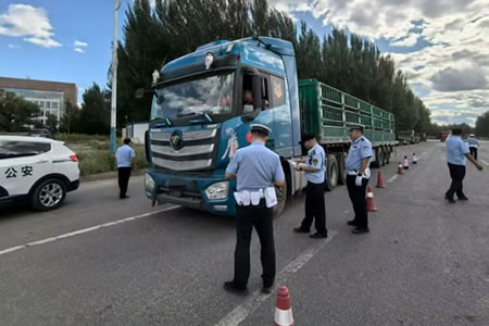 ؖ|йֽ(du)(lin)нͨ\(yn)ݔ_(ki)չ؛܇(ch)܇(ch)ȫzЄ(dng)